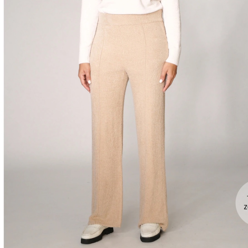 BAREFOOT DREAMS Cozy Chic Lite Wide Leg Seamed Pants Women’s SZ Small Soft Camel